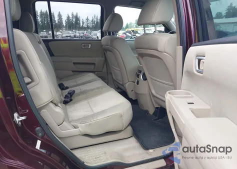 2015 Honda Pilot Lx z USA, uszkodzony, nr VIN 5FNYF3H27FB027540